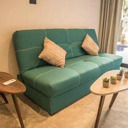 Great Location, New, 1br 4 Ppl *