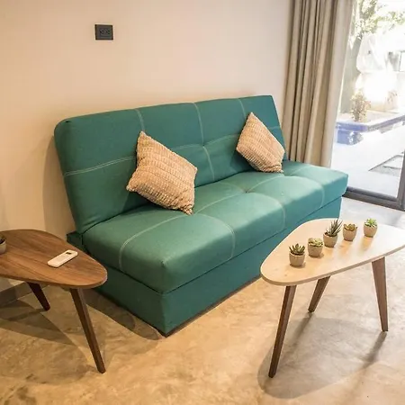 Great Location, New, 1br 4 Ppl Apartment