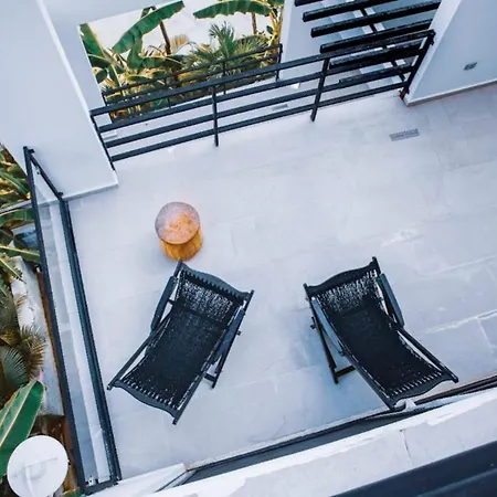 Bnb Travel Experience Waves Hotel 4*