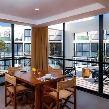 Bnb Travel Experience Waves Hotel