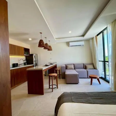 Bnb Travel Experience Waves Hotel 4*
