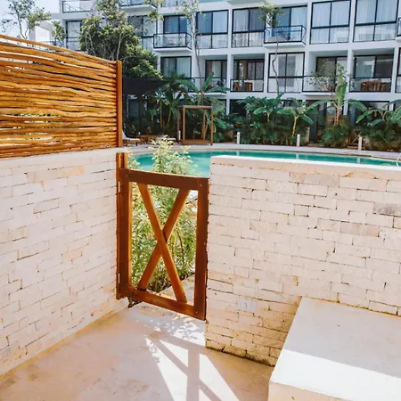 Hotel Bnb Travel Experience Waves