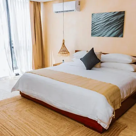 Bnb Travel Experience Waves Hotel