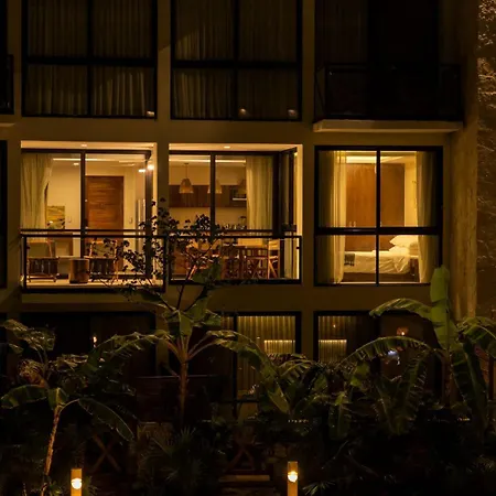 Bnb Travel Experience Waves 4*
