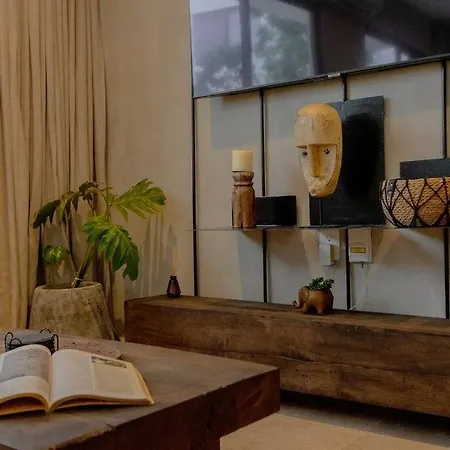 2br, 2baths, Rooftop Pool, 15 Minutes From Apartment