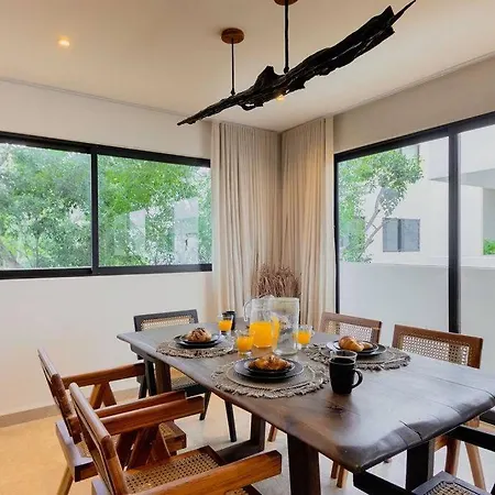 2br, 2baths, Rooftop Pool, 15 Minutes From Apartment