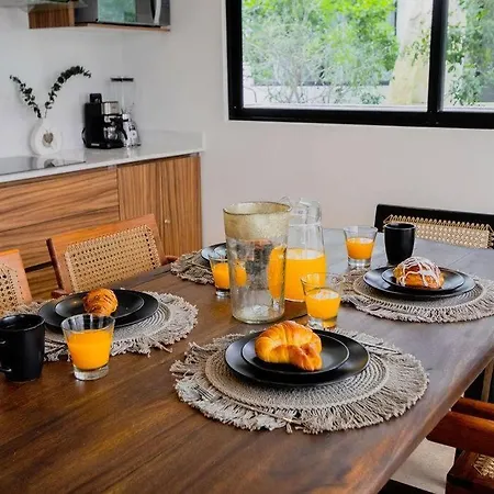 2br, 2baths, Rooftop Pool, 15 Minutes From *