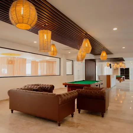 2br, 2baths, Rooftop Pool, 15 Minutes From Apartment *
