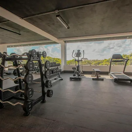2br, 2baths, Rooftop Pool, 15 Minutes From Apartment *