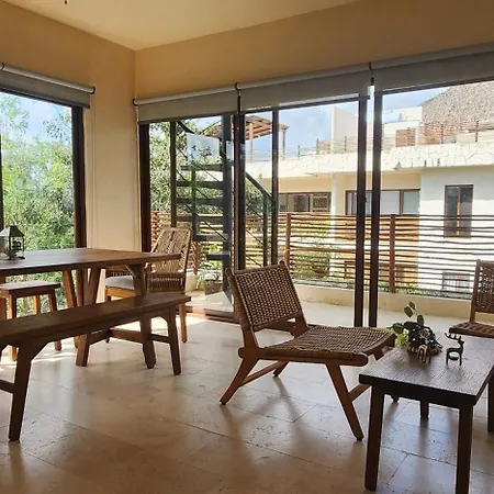 Private With Private Bathroom Roof Top And Pool Apartment *