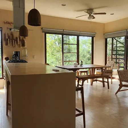 Apartment Private With Private Bathroom Roof Top And Pool *