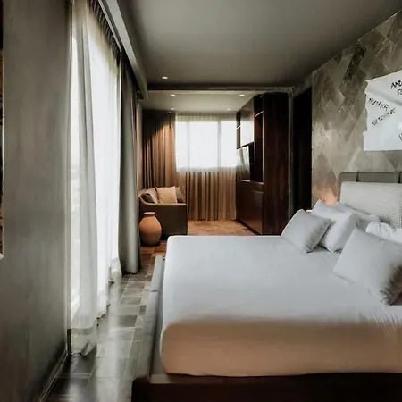 Apartment Barneys Ny Twin Penthouses - 2 Pools - Concierge *