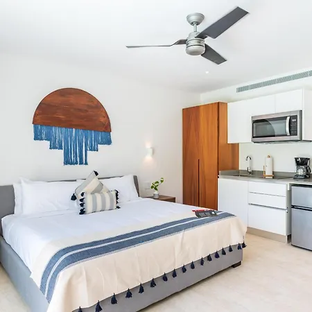 Park Lagunas Apartment