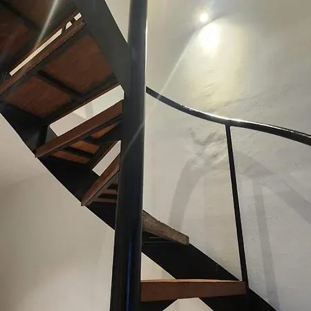 Stilvolles Penthouse Mit 2 Schlafzimmern Und Privater Pool Apartment