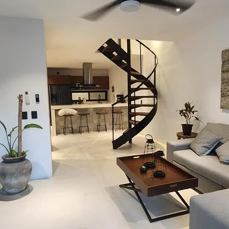 Stilvolles Penthouse Mit 2 Schlafzimmern Und Privater Pool