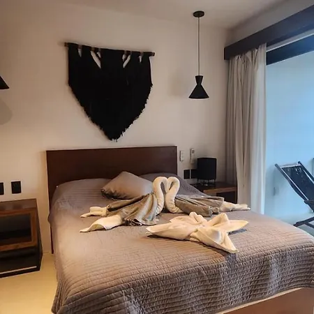 Apartment Stilvolles Penthouse Mit 2 Schlafzimmern Und Privater Pool