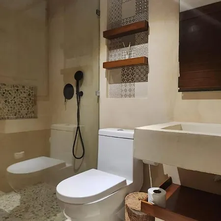 Stilvolles Penthouse Mit 2 Schlafzimmern Und Privater Pool Apartment *