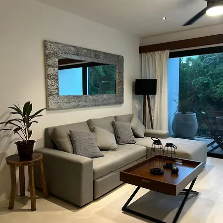 Stilvolles Penthouse Mit 2 Schlafzimmern Und Privater Pool Apartment *