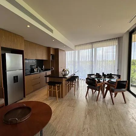 Luxury Jaguar Penthouse Private Pool *