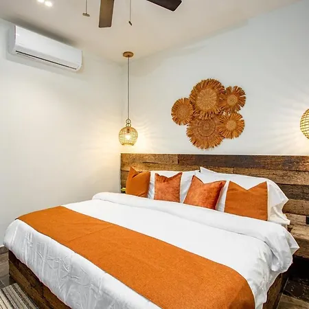 Apartment New Lux 3 Bed Gym & Pool At 101 *