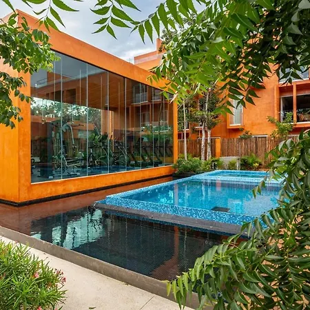 New Lux 3 Bed Gym & Pool At 101 *