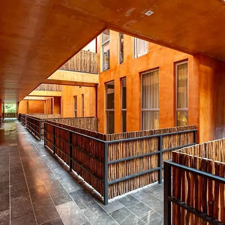 Apartment New Lux 3 Bed Gym & Pool At 101 *