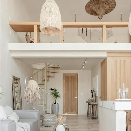New Penthouse With Private Pool *