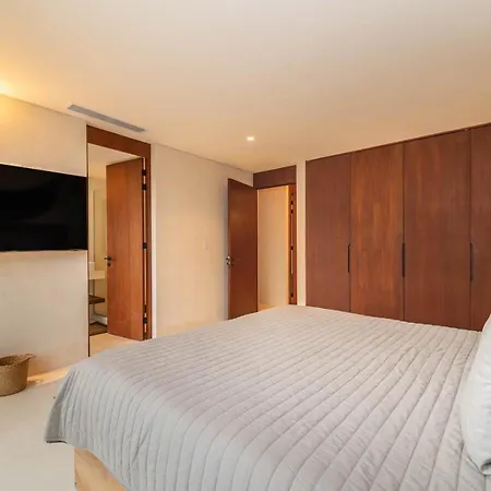 Exclusive Penthouse With Private Plunge Pool And Terrace Holiday home