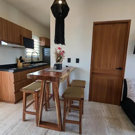 Skyline Escape In Apartment