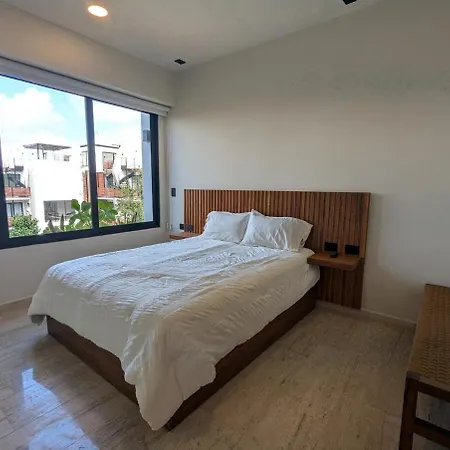 Apartment Skyline Escape In