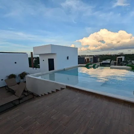Skyline Escape In * Tulum