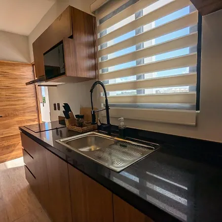 Skyline Escape In Apartment *
