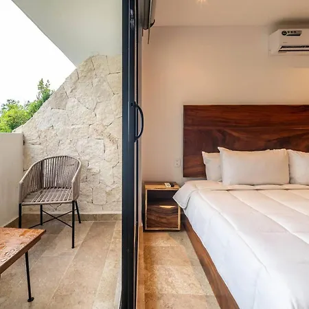 King With Private Balcony, Gym, Rooftop Pool Tulum
