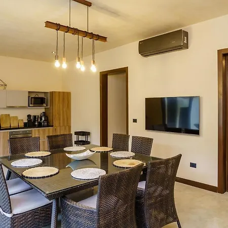 Villa Selva Friends And Family Up To 12 People 4 Tulum