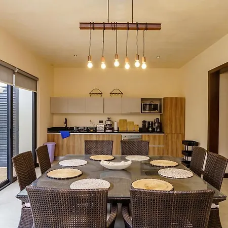 Selva Friends And Family Up To 12 People 4 Villa *