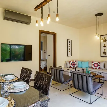 Selva Friends And Family Up To 12 People 4 *