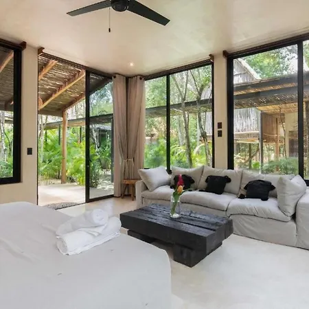 Lodge Euphoria Tulum