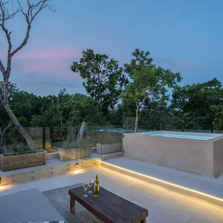 Apartment Escape Private Pool, Terrace & Boho Vibes