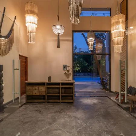 Escape Private Pool, Terrace & Boho Vibes
