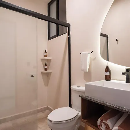 Escape Private Pool, Terrace & Boho Vibes Apartment