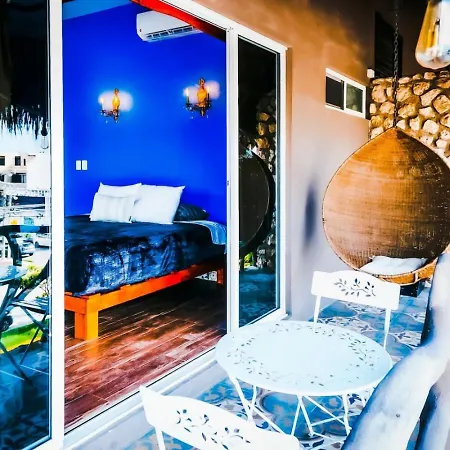 Apartment Studio Corner Balcony And Dedicated Workspace *