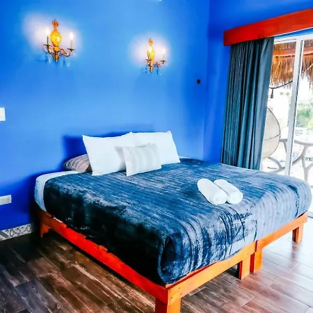 Studio Corner Balcony And Dedicated Workspace Apartment Tulum