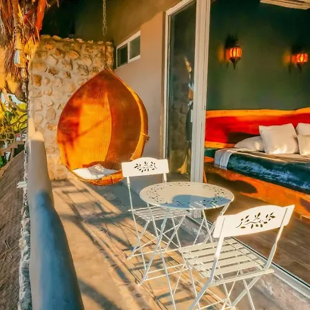 Poolside Retreat Tulum-workspace-private Balcony Apartment Tulum