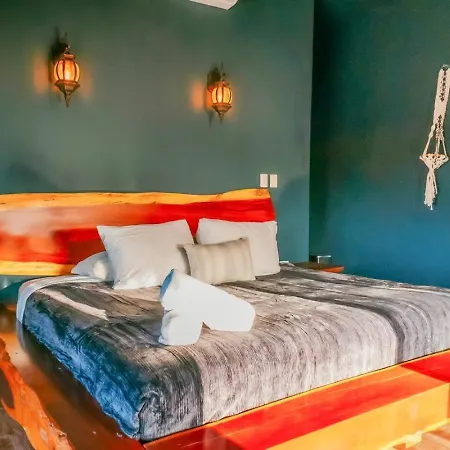 Apartment Poolside Retreat Tulum-workspace-private Balcony *