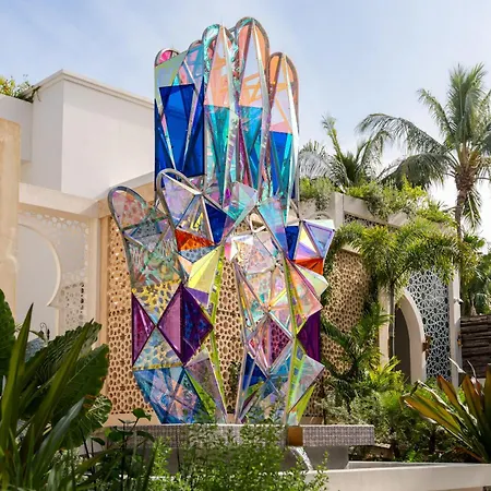 Hotel Sana Beachfront Boutique 5*