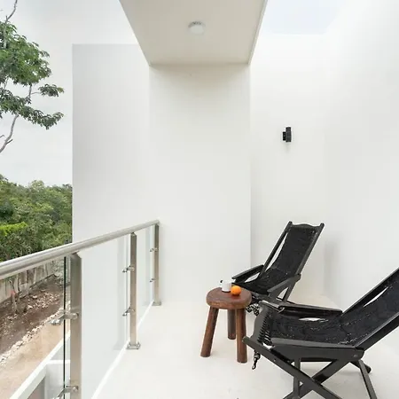 Exclusive 4br In Karanda With Pools And Paddle Villa Tulum