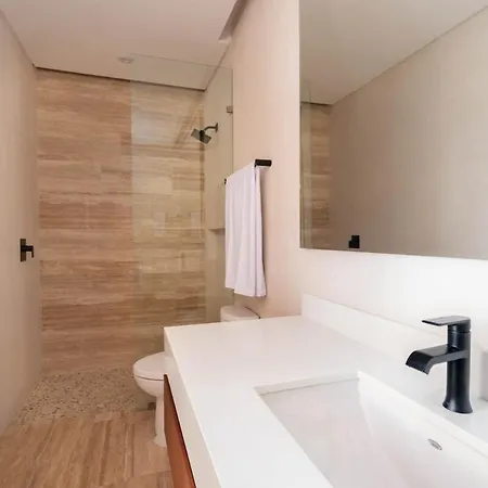Exclusive 4br In Karanda With Pools And Paddle Tulum