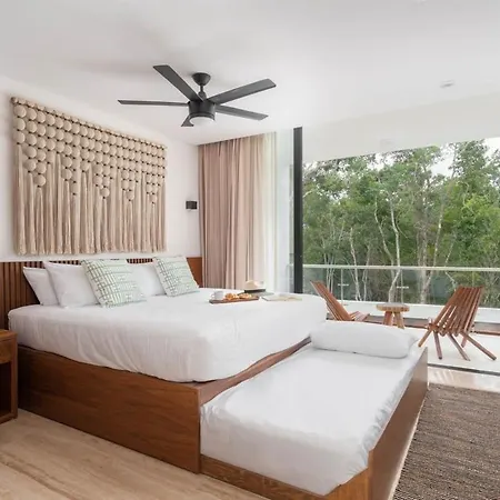 Exclusive 4br In Karanda With Pools And Paddle