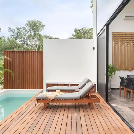 Exclusive 4br In Karanda With Pools And Paddle Villa Tulum
