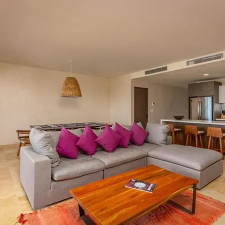 Apartment Beachfront 3Br Escape With Rooftop Sea Tankah Bay *